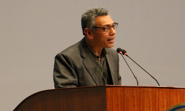 गृह मन्त्रायलका हाकिमका श्रीमती आफन्त र सल्लाहकार 'मिटर व्याज' कारोबारमा संलग्न छन् : सांसद सुवाल