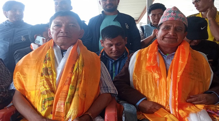 गोलाप्रथाबाट जिसस रसुवाकाे प्रमुख  तथा उपप्रमुखमा एमाले विजयी