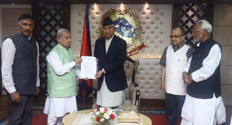 प्रधानमन्त्रीको आश्वासन : बजेटको जवाफ दिएलगत्तै नागरिकता विधेयक ल्याउने