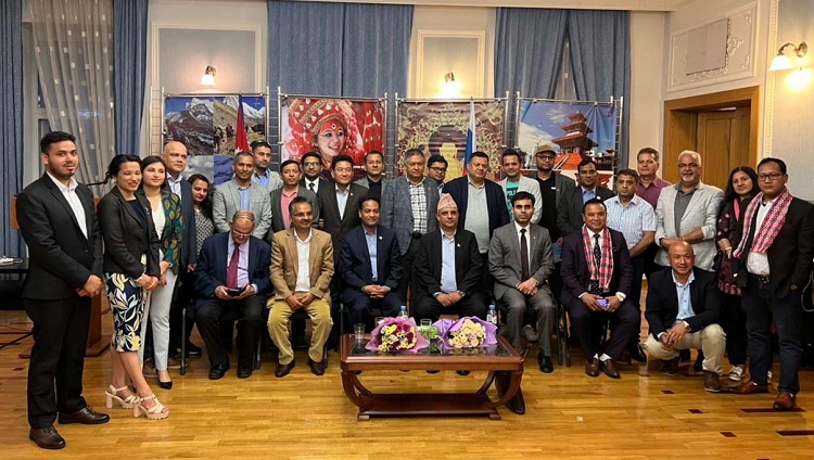 नेपालमा लगानी भित्राउन खेलमन्त्री गहतराजको आग्रह