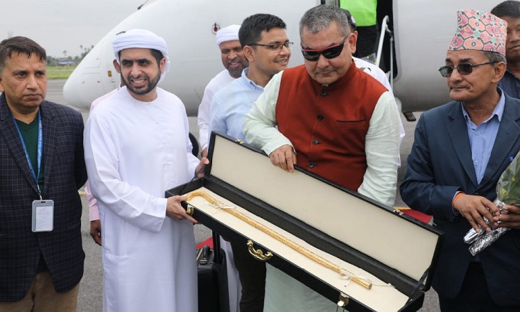 दुर्गा प्रसाईंले दुबईका राजकुमारबाट पाएको ‘सुनको लौरो’ बारे अनुसन्धान शुरु