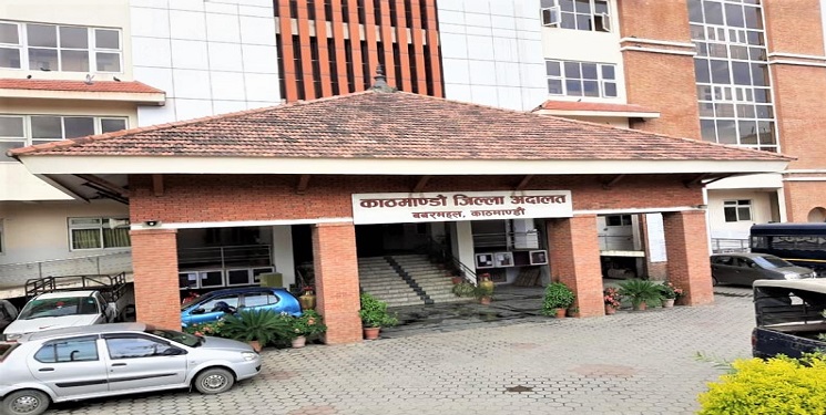 म्याद थपका लागि लगेको थुनुवा अदालत परिसरबाटै फरार