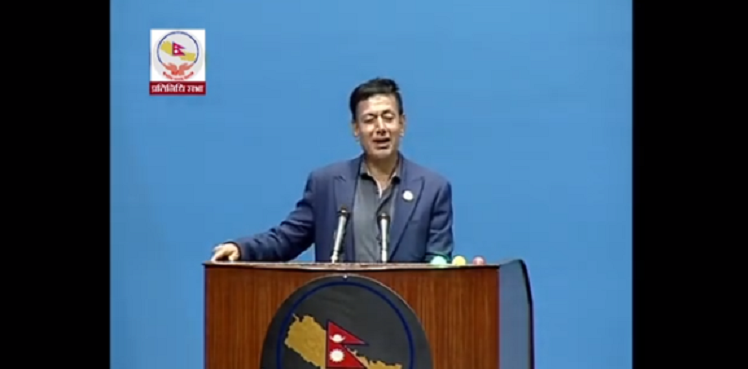 प्रधानमन्त्री आइजी, डिआइजी बढुवा तर्फ लाग्नु लाग्नु हुँदैन : नवराज सिलवाल