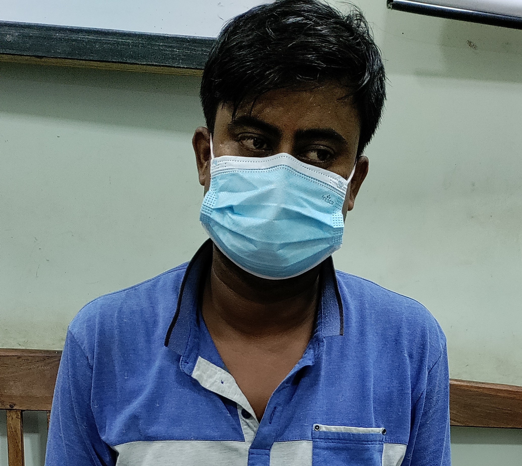 महोत्तरीमा सुनसहित एक जना पक्राउ