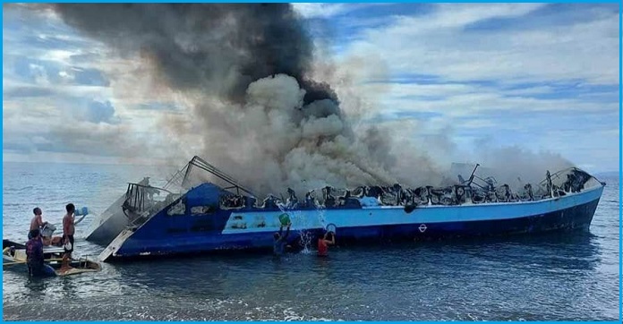 फिलिपिन्समा १६५ यात्रु सवार डुंगामा आगलागी, एक जनाको मृत्यु