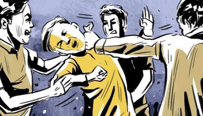 लिफ्ट मागेर चढेका ३ जनाले  गाडीधनीलाई कुटपिट गरी गाडी लुटे