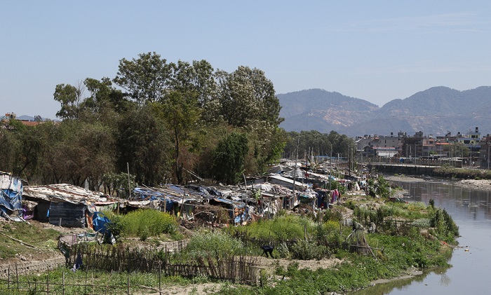 बागमती किनारका अव्यवस्थित घर टहरा हटाउन शुरु