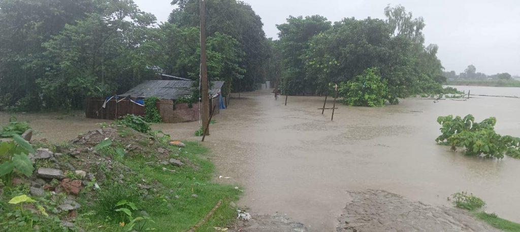 अविरल वर्षाको कारण यी तीन जिल्लामा डुबानको समस्या