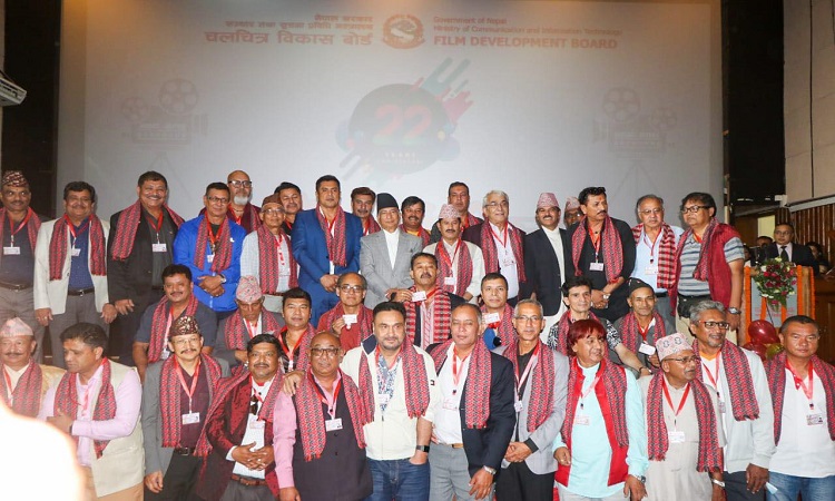 ६२ जना फिल्मकर्मीले पाए विशिष्ट श्रेणीको परिचयपत्र
