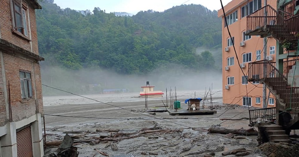 सिन्धुपाल्चोकमा भारी वर्षा, सतर्कता अपनाउन अपिल