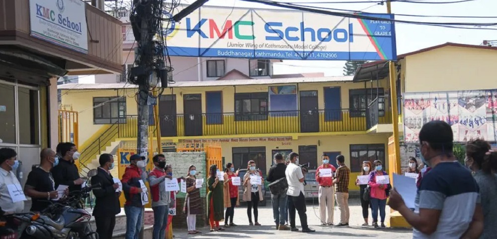 केएमसीको क्यान्टिनमा मृत भेटिएकी किशोरीको शव  अझै उठेन