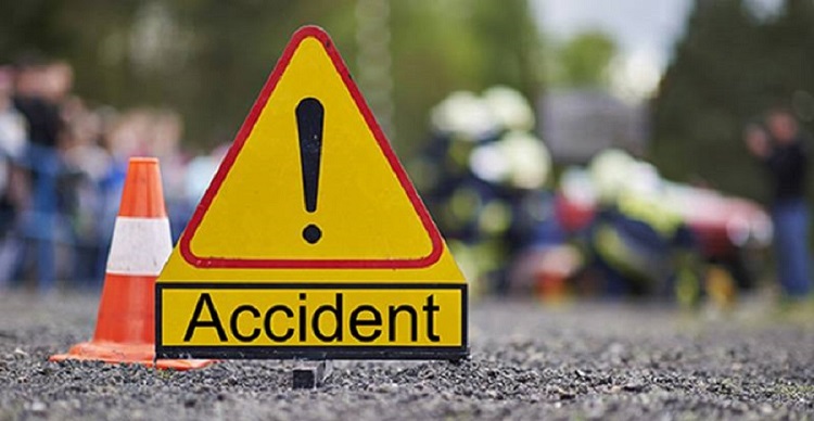 बल्खुमा भ्यानले आमा–छोरालाई ठक्कर दिँदा छोराको मृत्यु