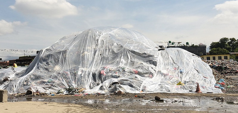 टेकुको फोहोर प्लाष्टिकले छोपियो