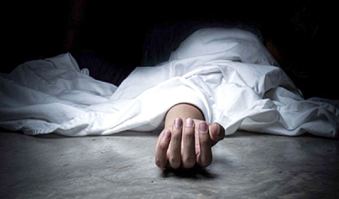 एक्सकाभेटरले बाटो खन्दा ढुङ्गाले लागेर पैदलयात्रीको मृत्यु