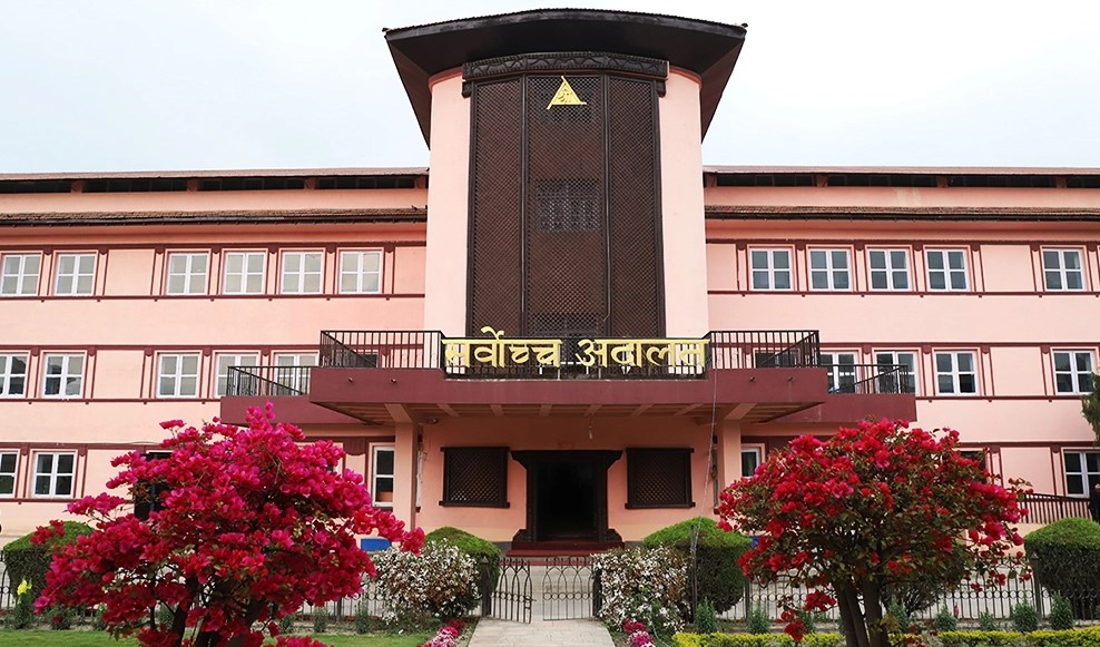 विवादास्पद फैसला गर्ने जिल्ला अदालत धनुषाका न्यायाधीश भट्टराई सर्वोच्च तानिए