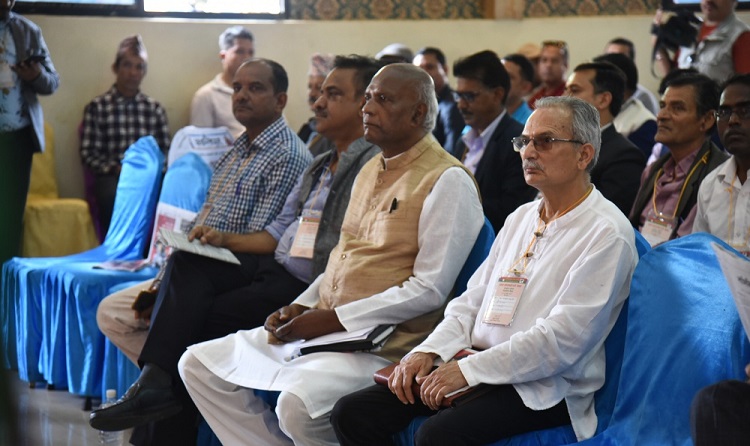 जसपाको बाबुराम पक्षीय बैठक सुरु