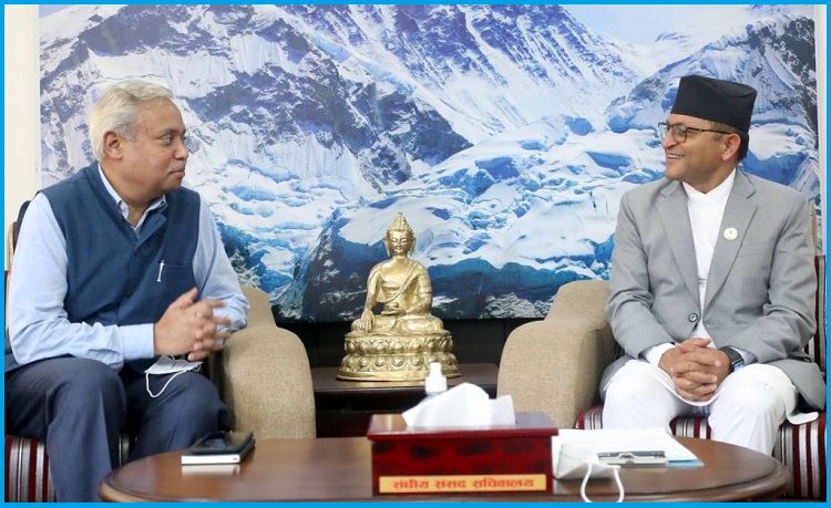 अध्यक्ष तिमिल्सिना र भारतीय राजदूत श्रीवास्तवबीच शिष्टाचार भेट